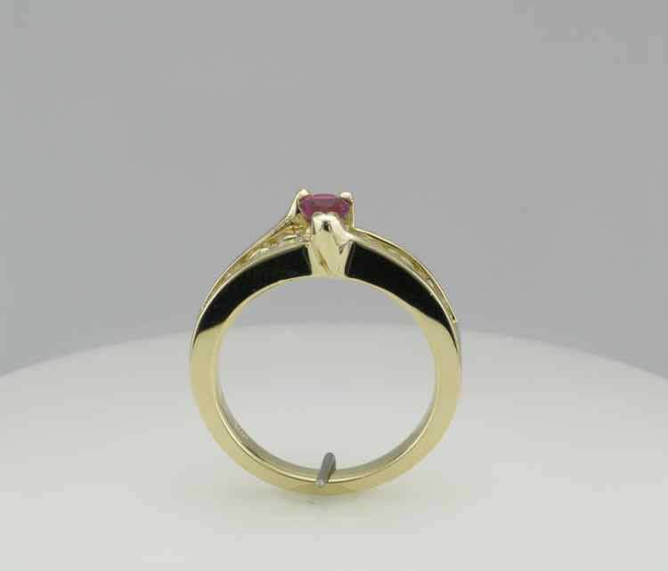 Elegant Vintage Ruby & Diamond Ring in 14k Gold, July Birthstone