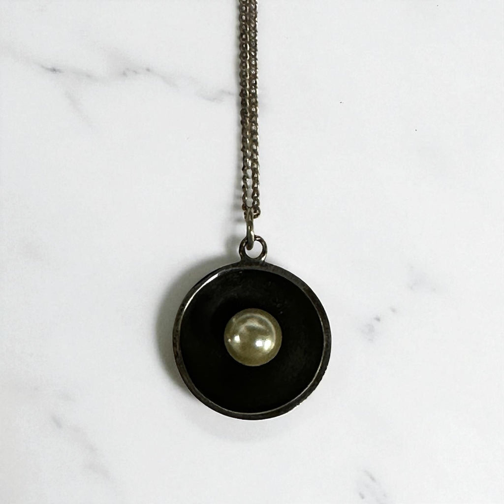 Delfino Sterling Silver Pearl Pendant - Mexican Artisan Jewelry