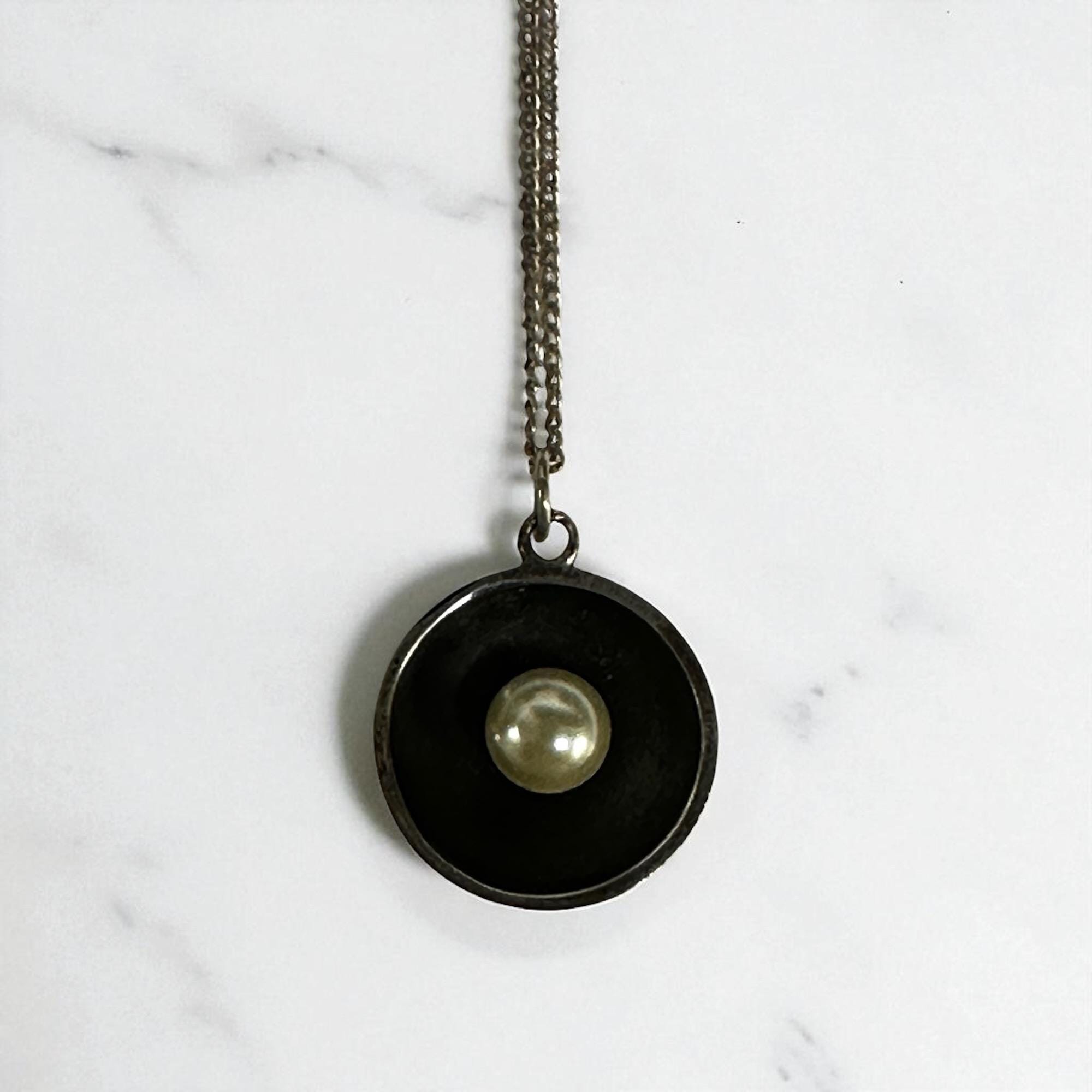 Delfino Sterling Silver Pearl Pendant - Mexican Artisan Jewelry