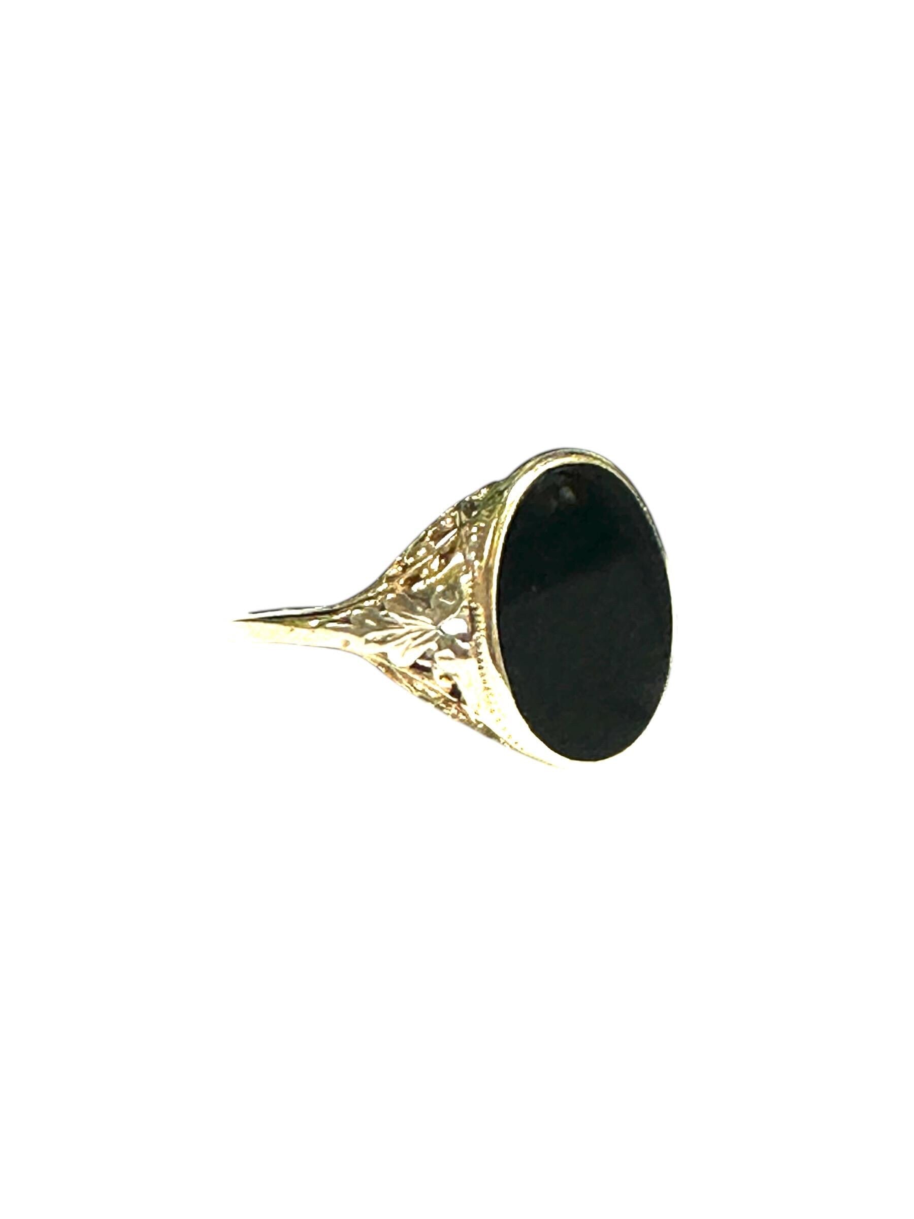 14K Gold Filigree Ring: Vintage Black Onyx Bezel