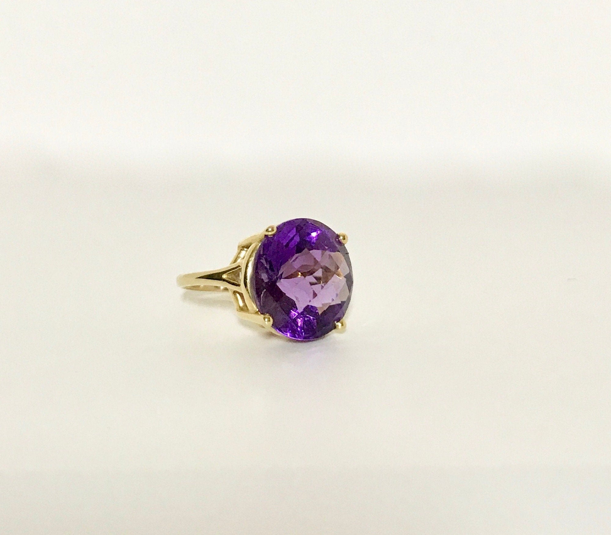 Yellow Gold Vintage Amethyst Ring - Checkerboard Faceted Gemstone