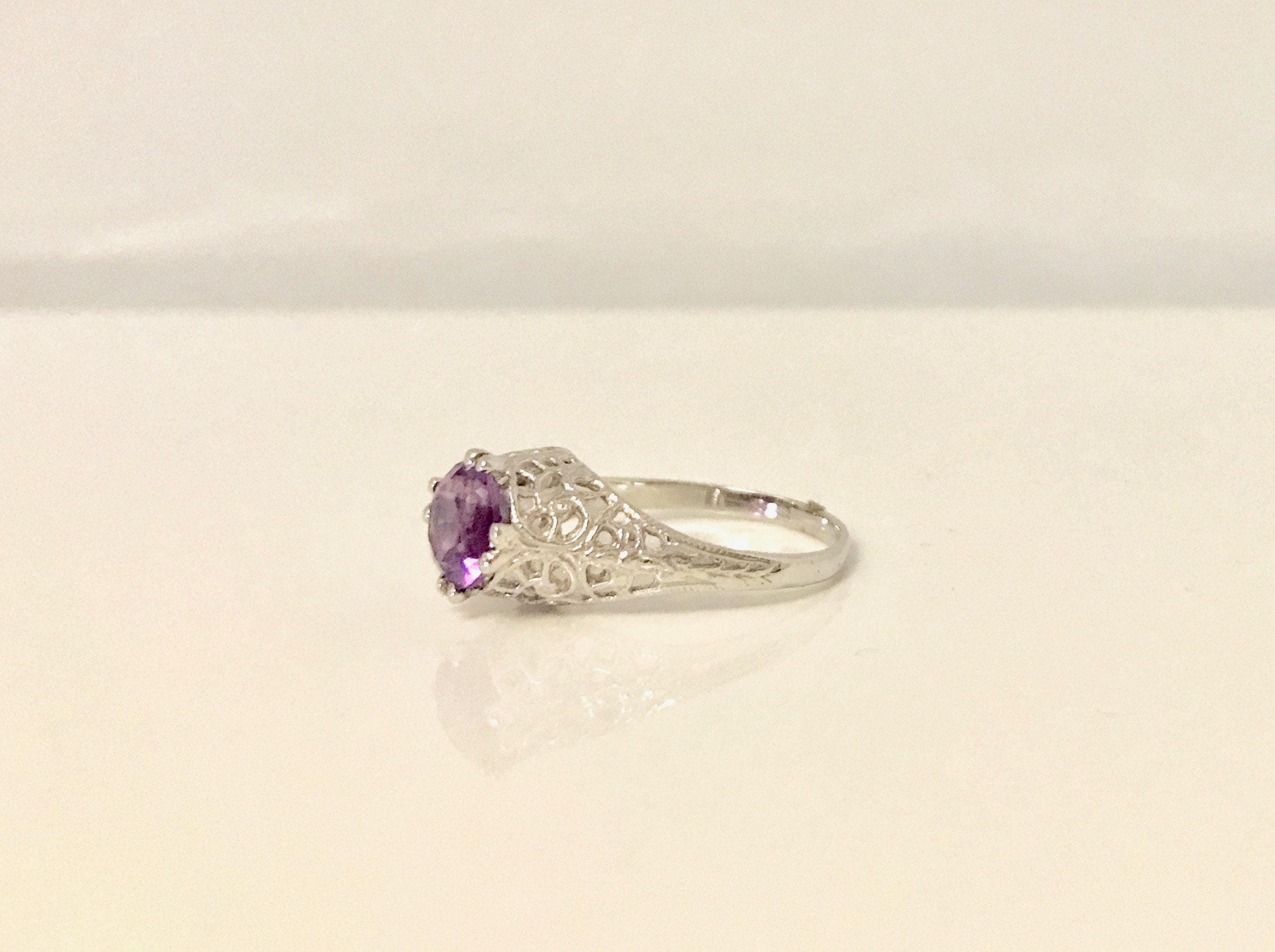 18K White Gold Filigree Amethyst Ring: Vintage Edwardian Style