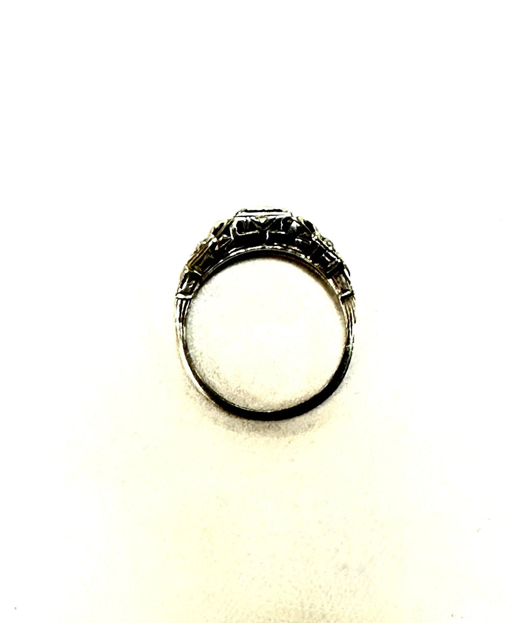 18K White Gold Diamond Art Deco Ring - Size 6.75