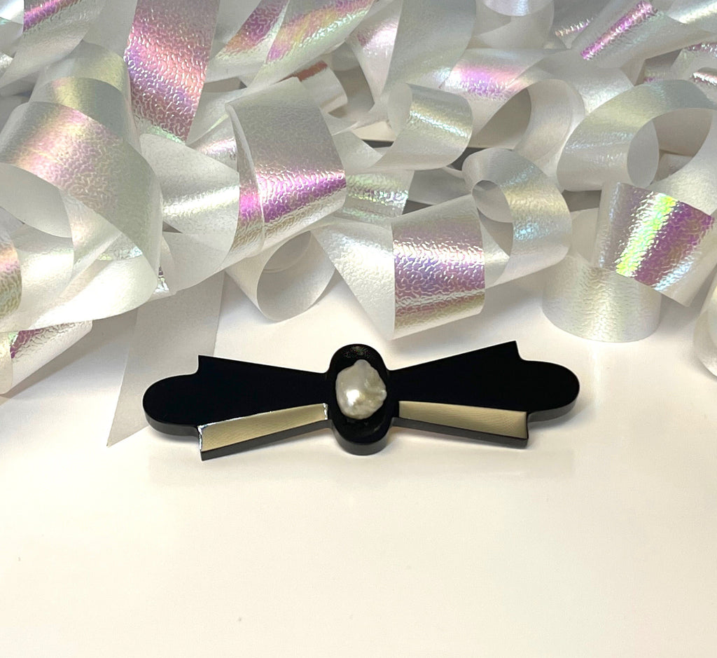 Vintage 14k Black Onyx & Pearl Bar Pin Brooch