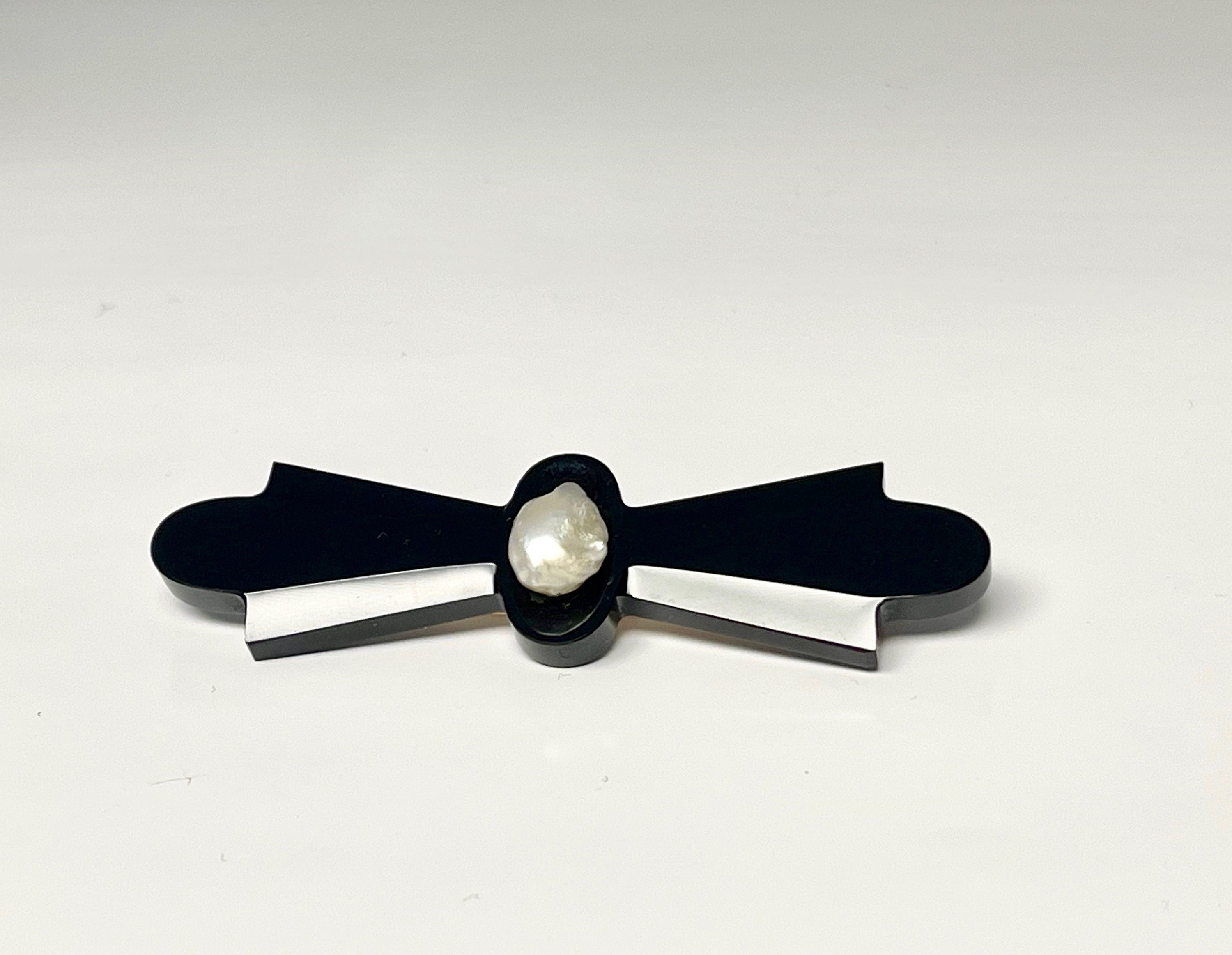 Vintage 14k Black Onyx & Pearl Bar Pin Brooch