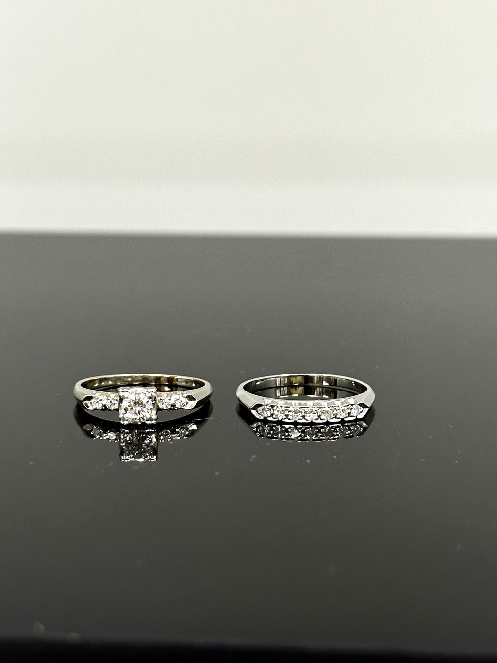 14 Karat White Gold Diamond Vintage Wedding Set