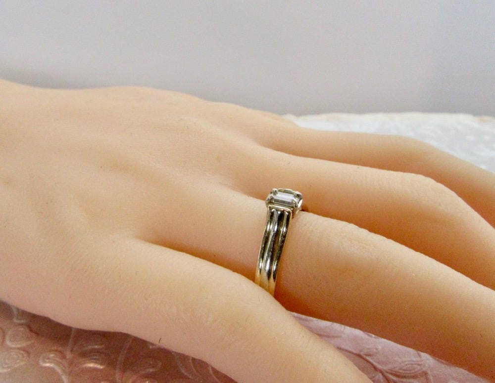 14k Yellow Gold Emerald Cut Diamond Engagement Ring, VS1 Clarity