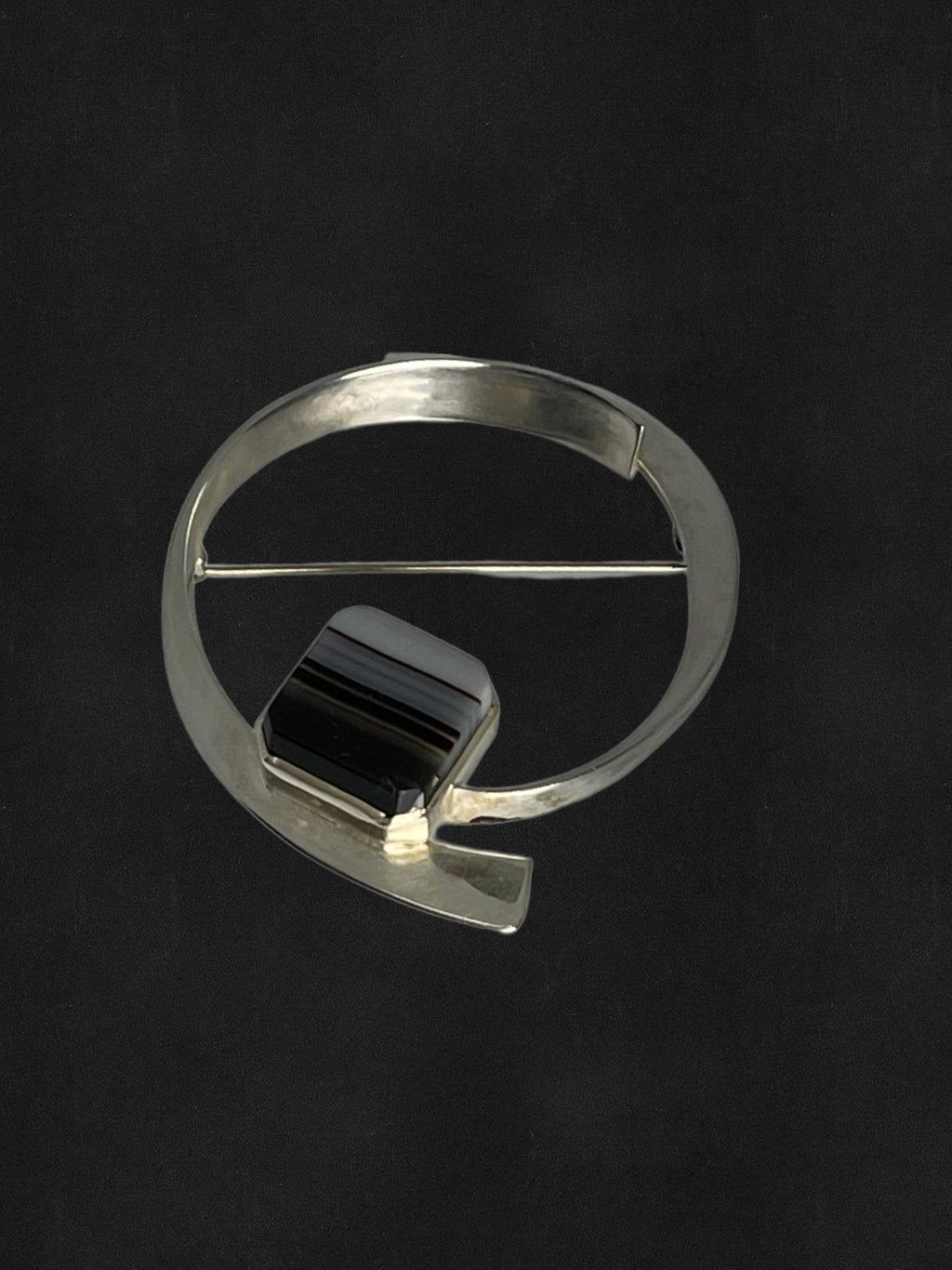 Vintage Banded Agate Brooch: Signed Sterling Silver Pin