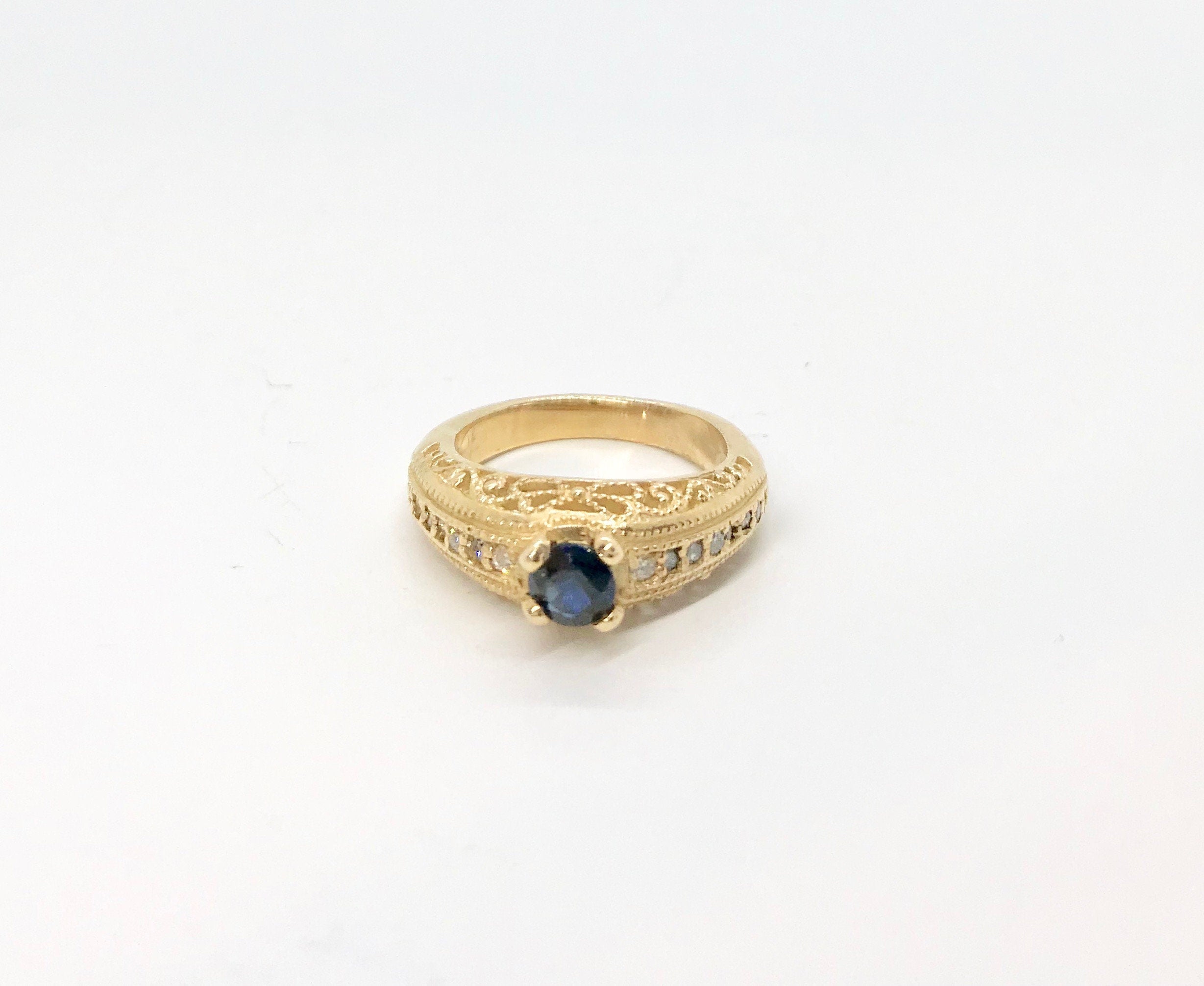 Yellow Gold Sapphire and Diamond Filigree Ring