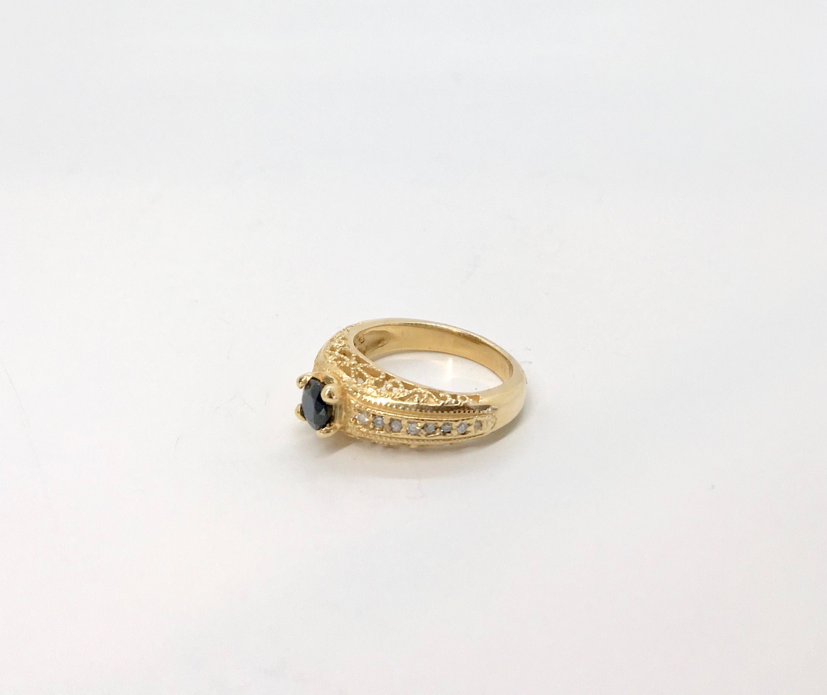 Yellow Gold Sapphire and Diamond Filigree Ring