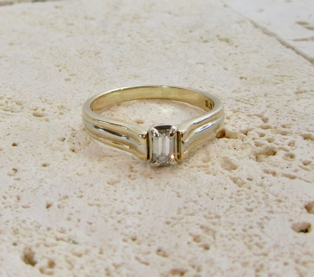 14k Yellow Gold Emerald Cut Diamond Engagement Ring, VS1 Clarity