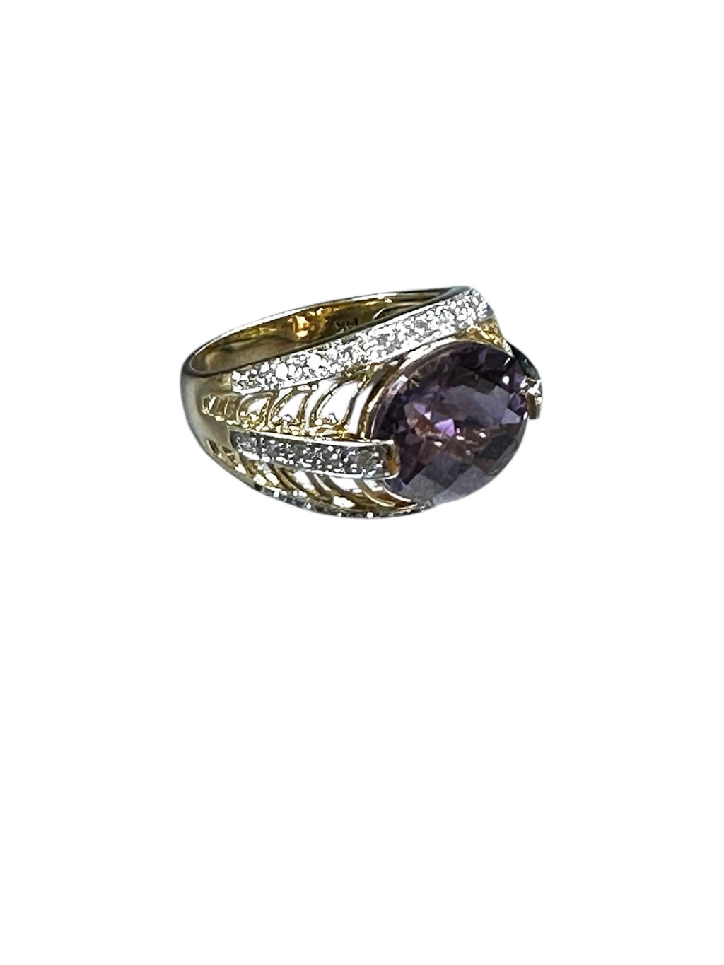 Vintage Yellow Gold Amethyst Diamond Ring - Filigree Design