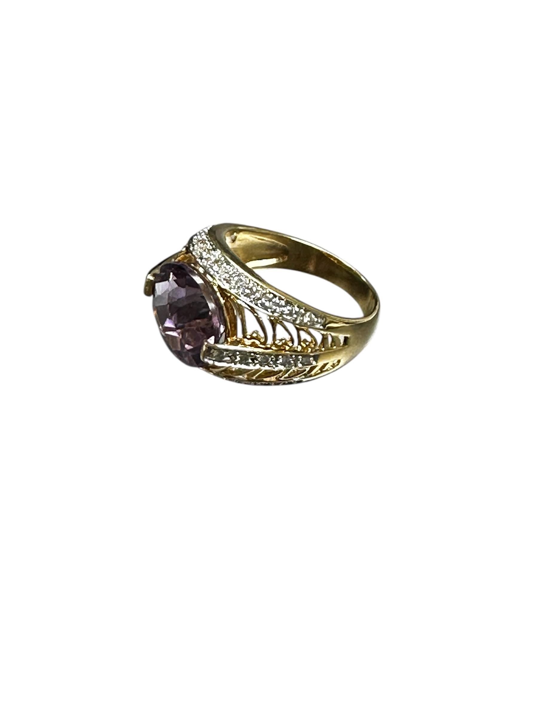 Vintage Yellow Gold Amethyst Diamond Ring - Filigree Design