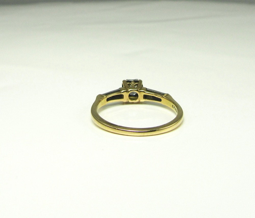Vintage Diamond Engagement Ring - Sparkling Promise for Your Special Someone