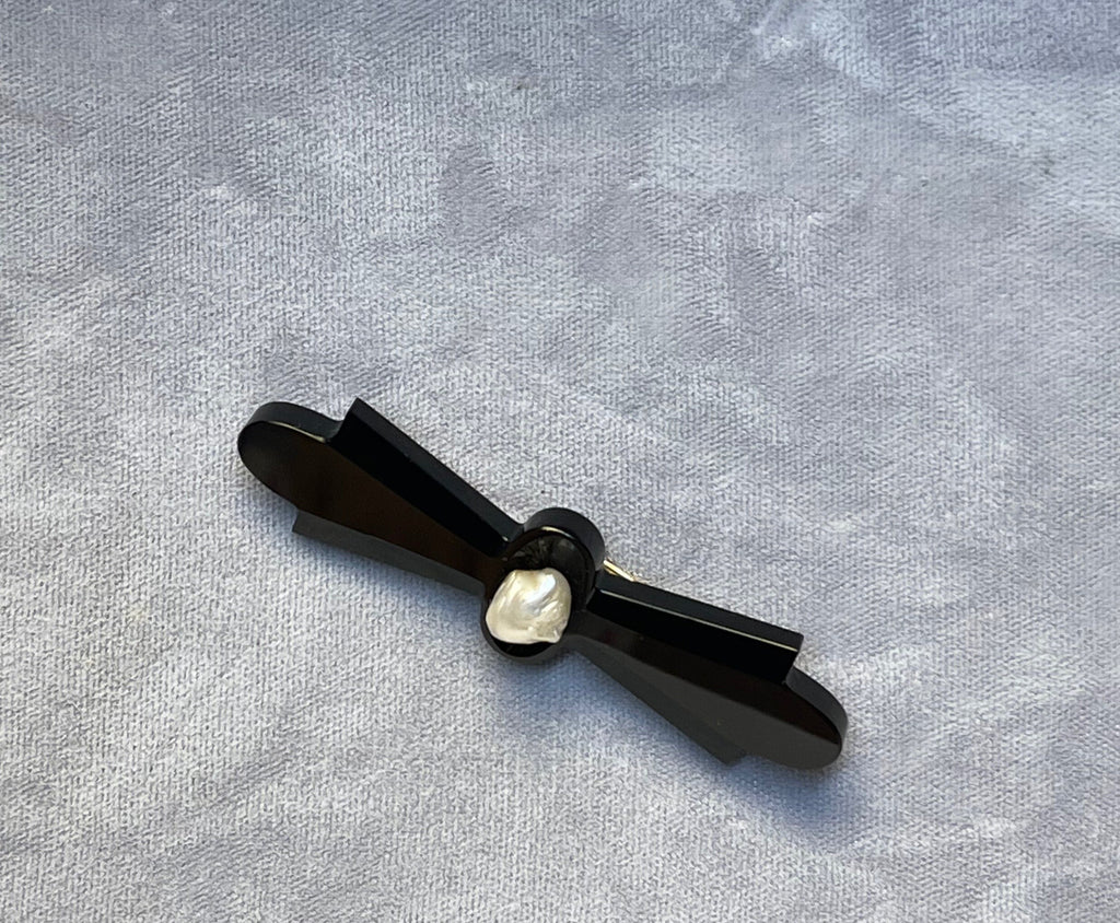 Vintage 14k Black Onyx & Pearl Bar Pin Brooch