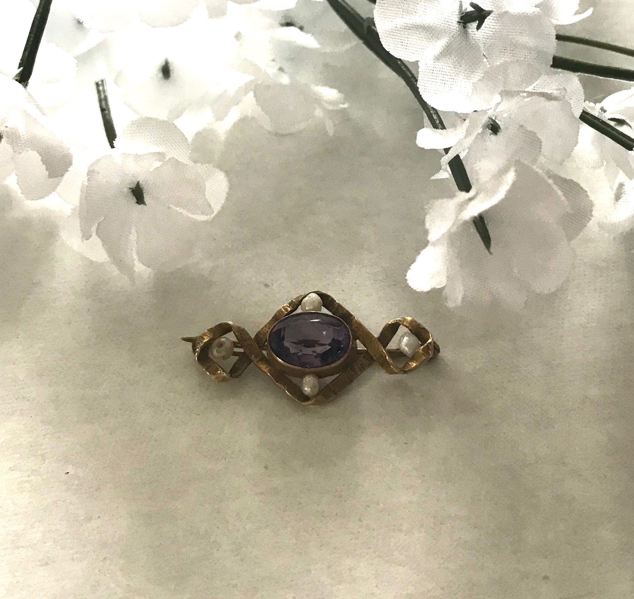 Antique 10K Gold Amethyst Pin with Baroque Pearls