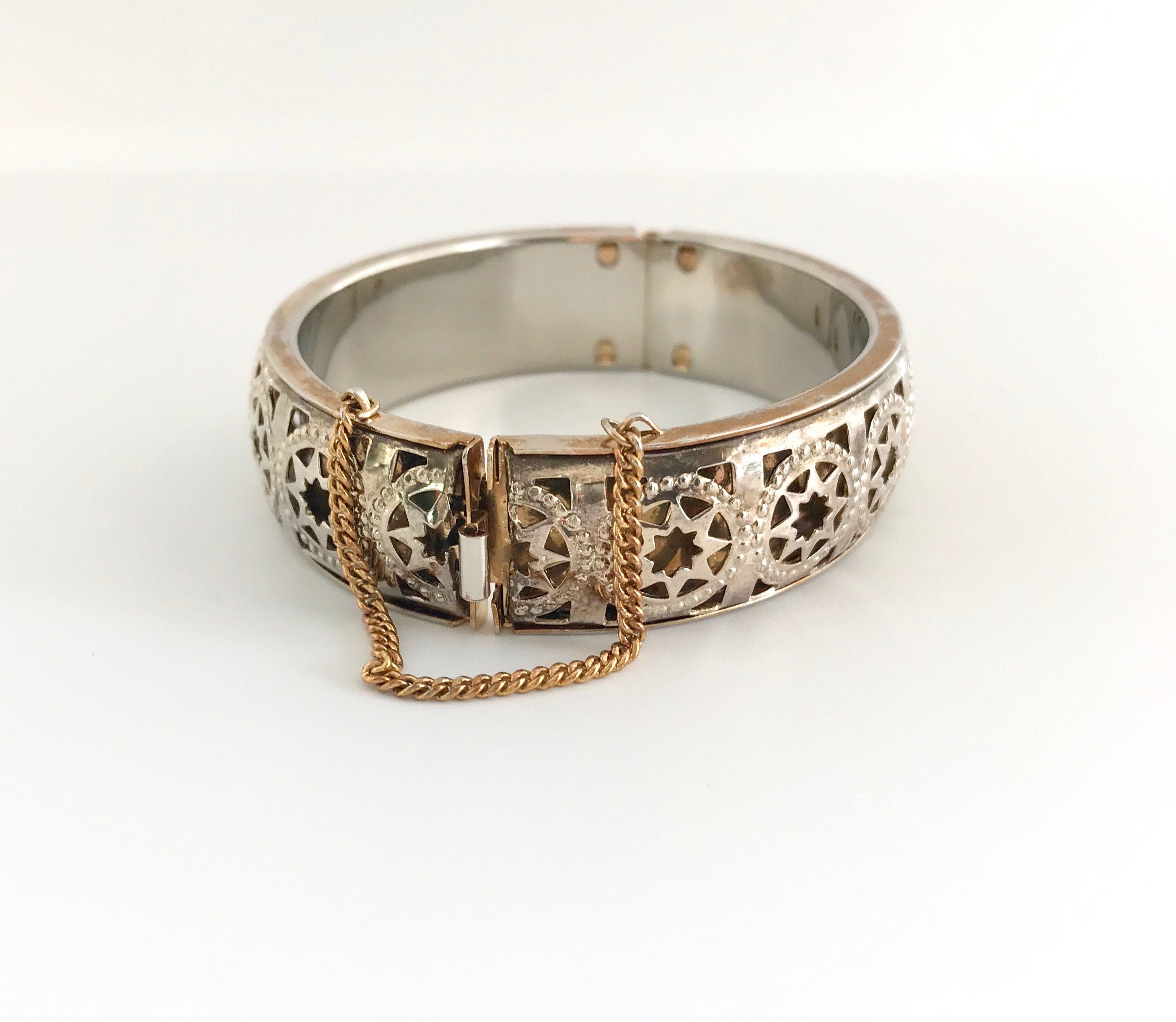 Vintage Gold & White Tone Star Cutout Bangle Bracelet