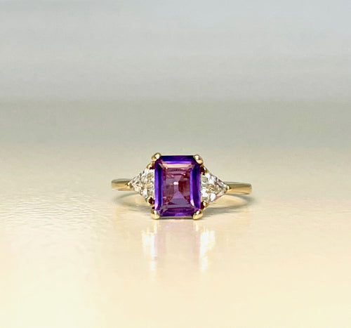 14k Yellow Gold Amethyst Ring with CZ Accents - Size 7.75