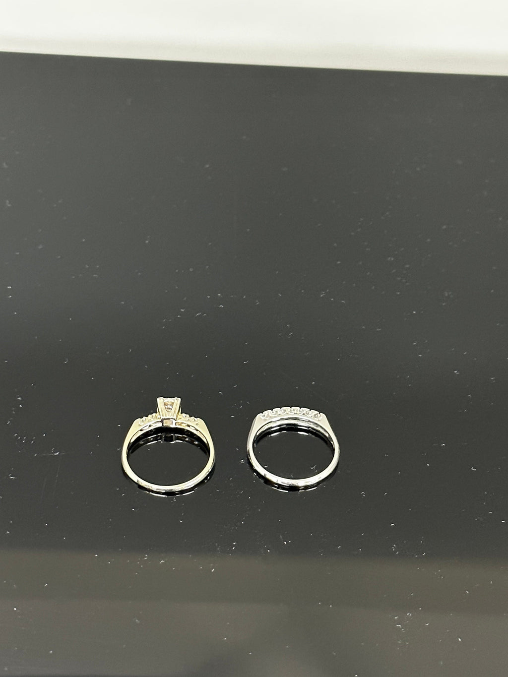 14 Karat White Gold Diamond Vintage Wedding Set