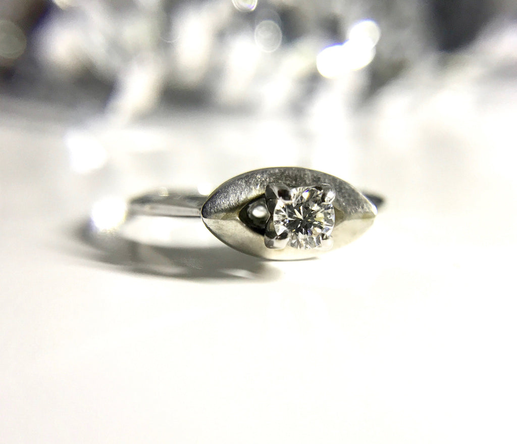 Vintage 14k White Gold Diamond Wedding Set: 1960s Engagement Ring