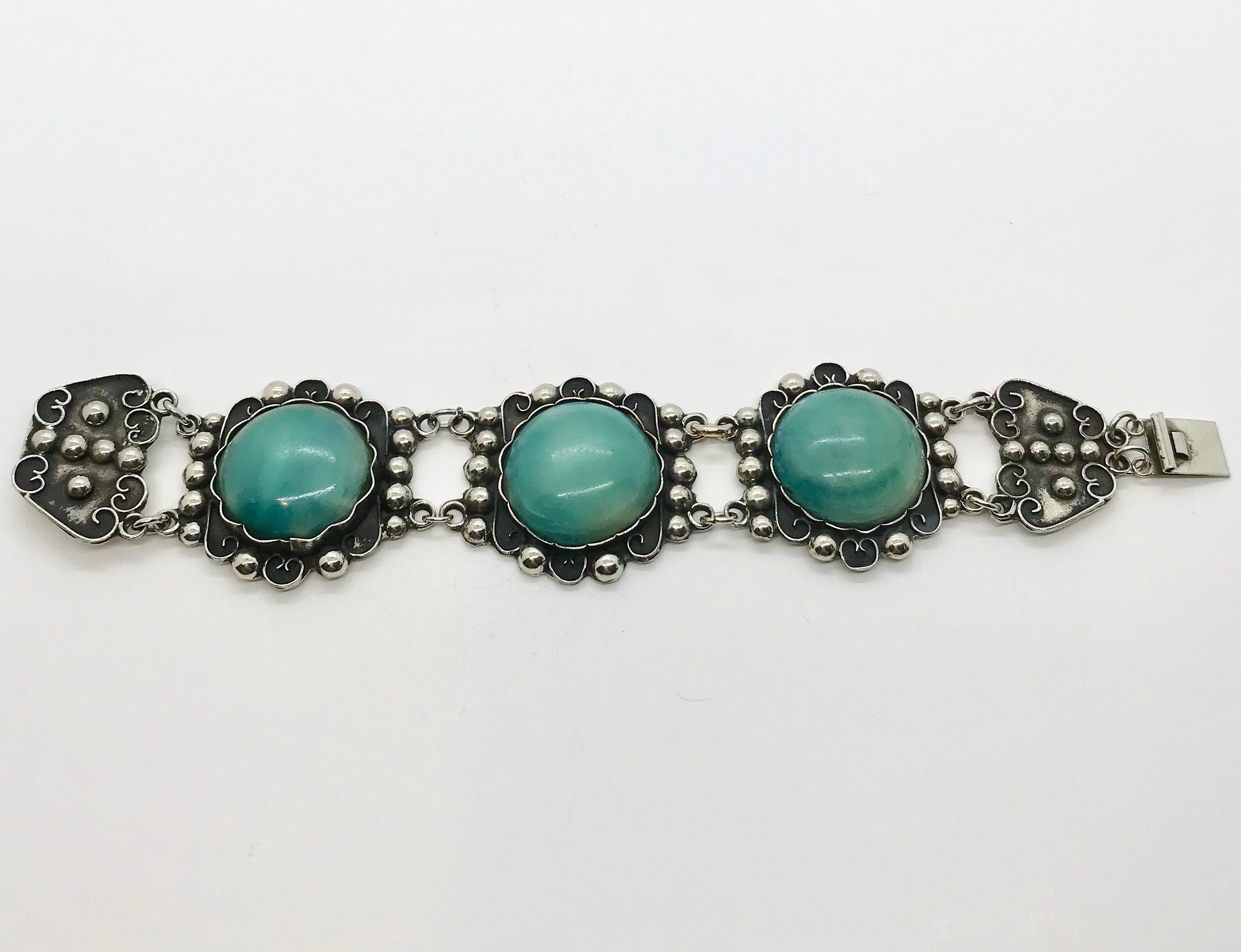 Vintage Mexican Sterling Silver Bracelet: Green Cabochon Glass, Wide Link