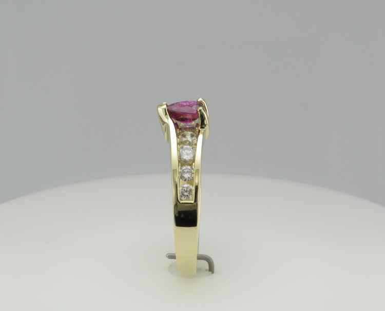 Elegant Vintage Ruby & Diamond Ring in 14k Gold, July Birthstone