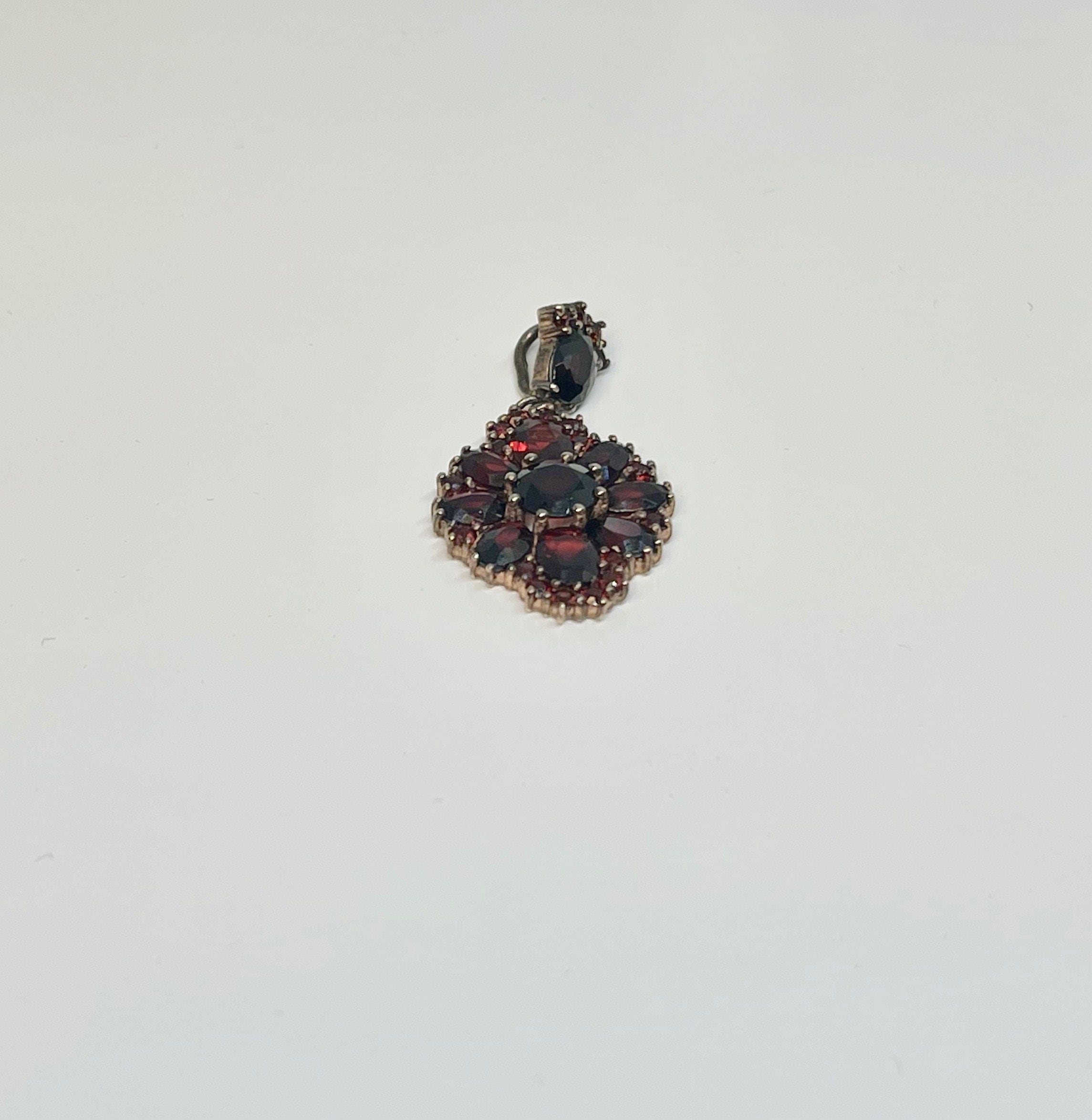 Vintage Sterling Silver Garnet Cluster Pendant - January Birthstone