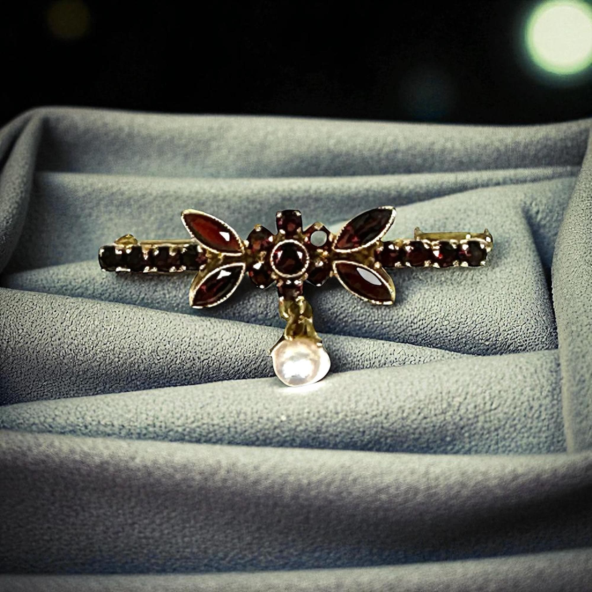 14K Yellow Gold Garnet Bar Pin with Cultured Pearl Drop in Floral Design