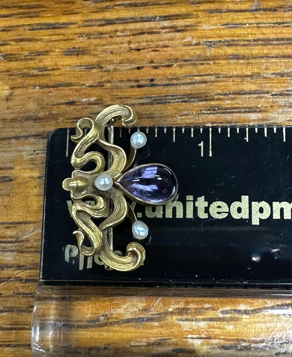 Art Nouveau Amethyst Pearl Brooch, 14K Yellow Gold Pin