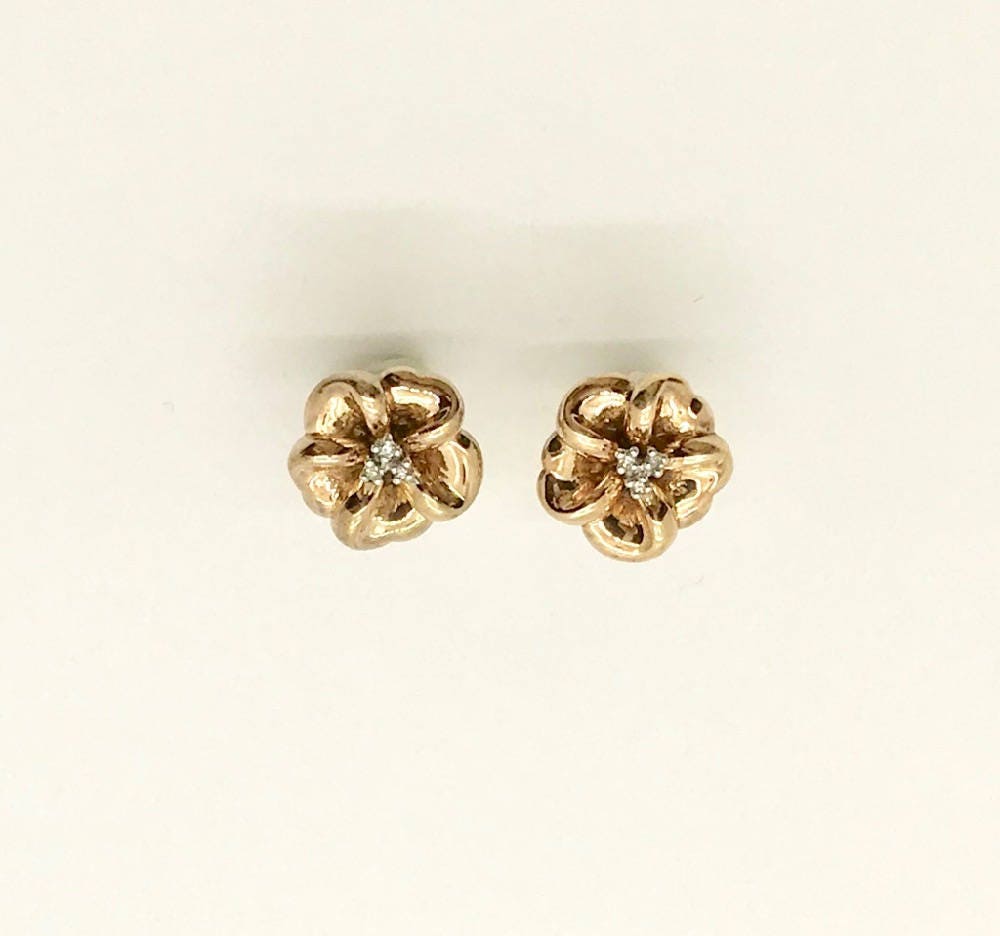 Vintage 14k Yellow Gold Flower Earrings with Diamonds