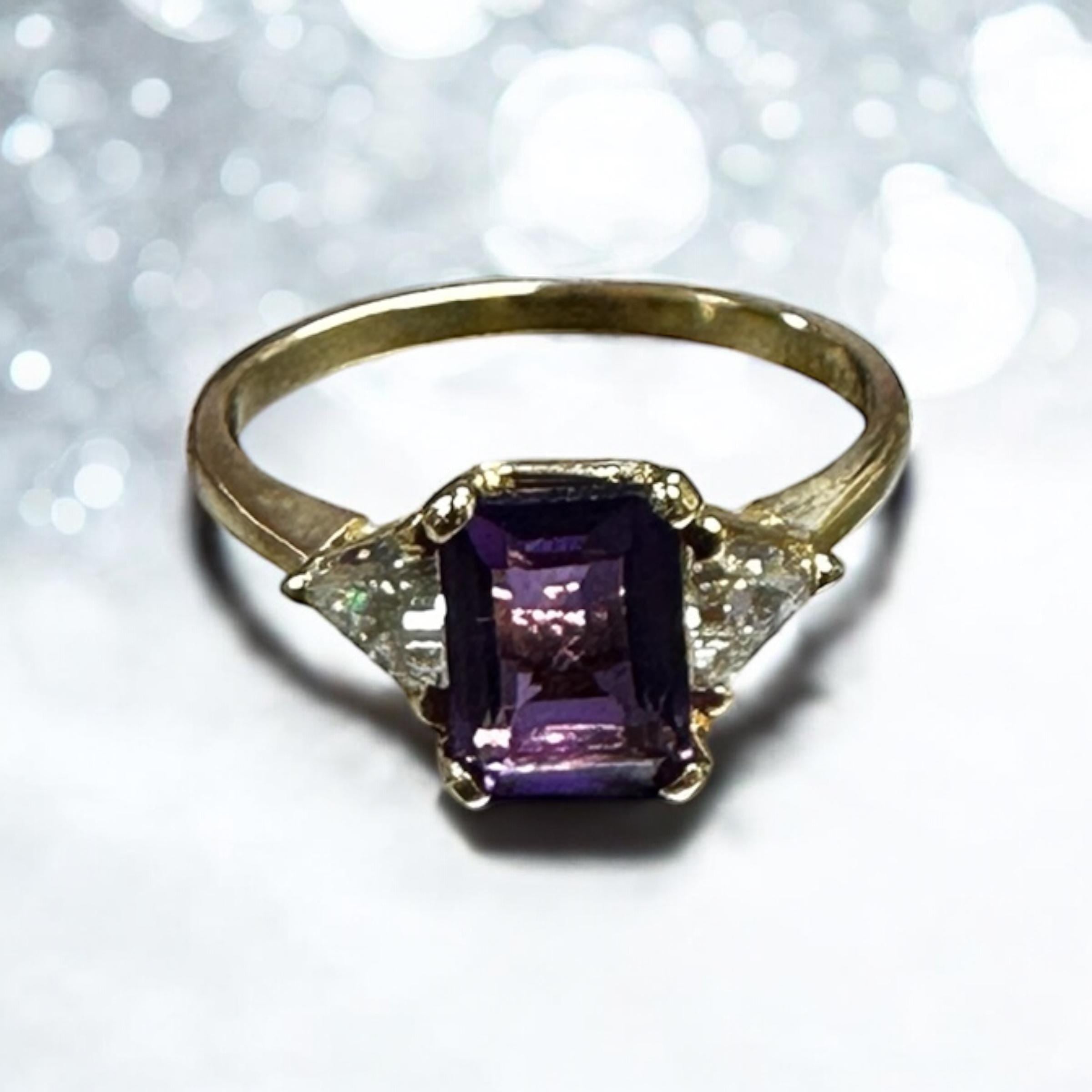 14k Yellow Gold Amethyst Ring with CZ Accents - Size 7.75