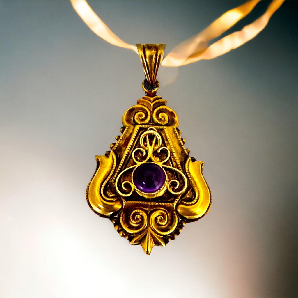 14 Karat Yellow Gold Etruscan Amethyst Pendant