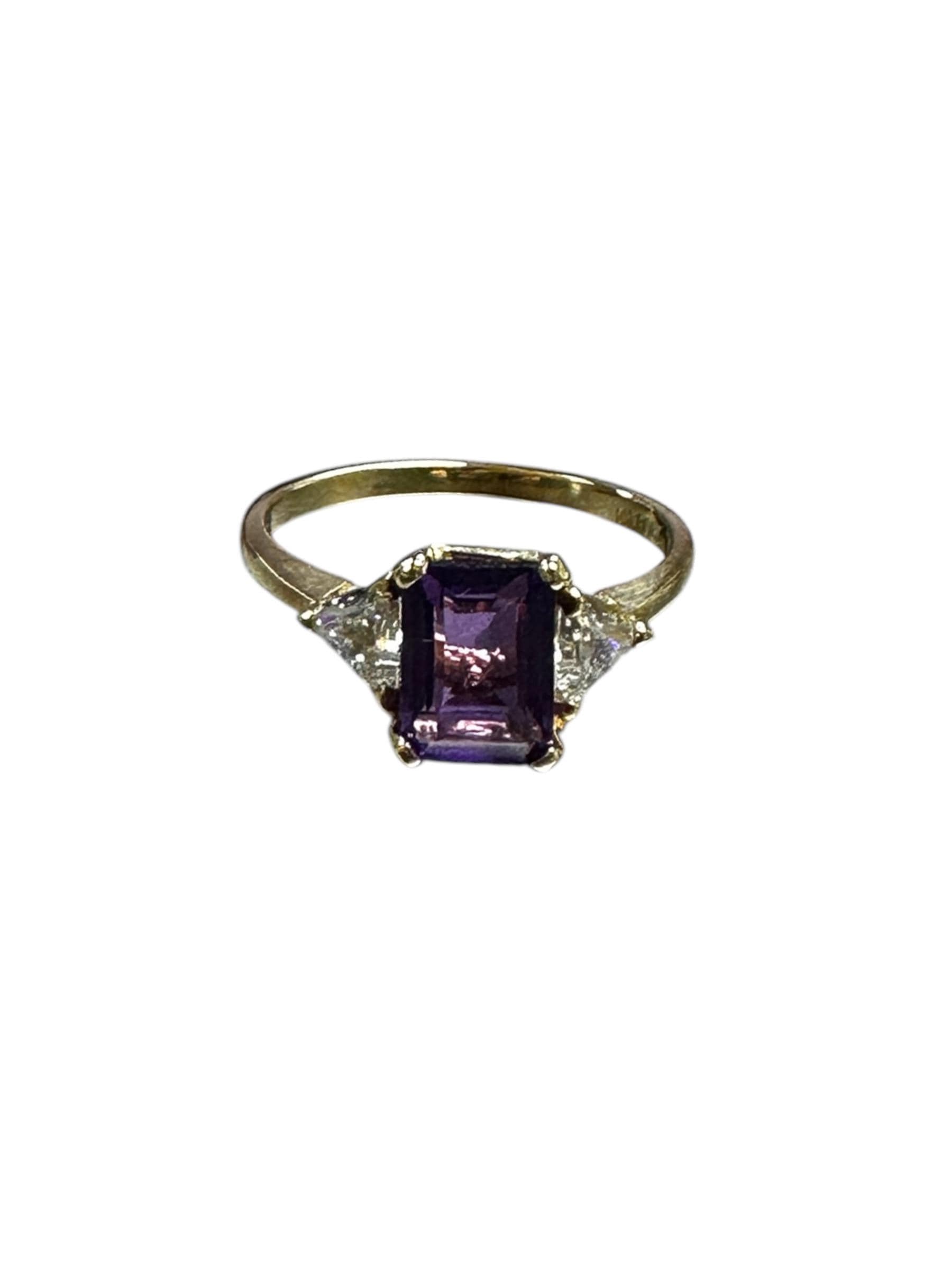 14k Yellow Gold Amethyst Ring with CZ Accents - Size 7.75