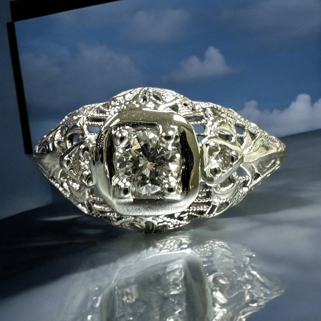 Vintage 18K White Gold Diamond Ring - Elegant Edwardian Filigree