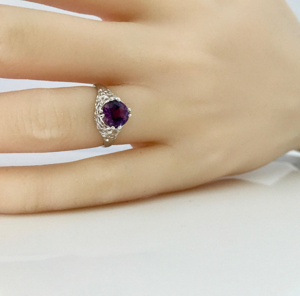 18K White Gold Filigree Amethyst Ring: Vintage Edwardian Style