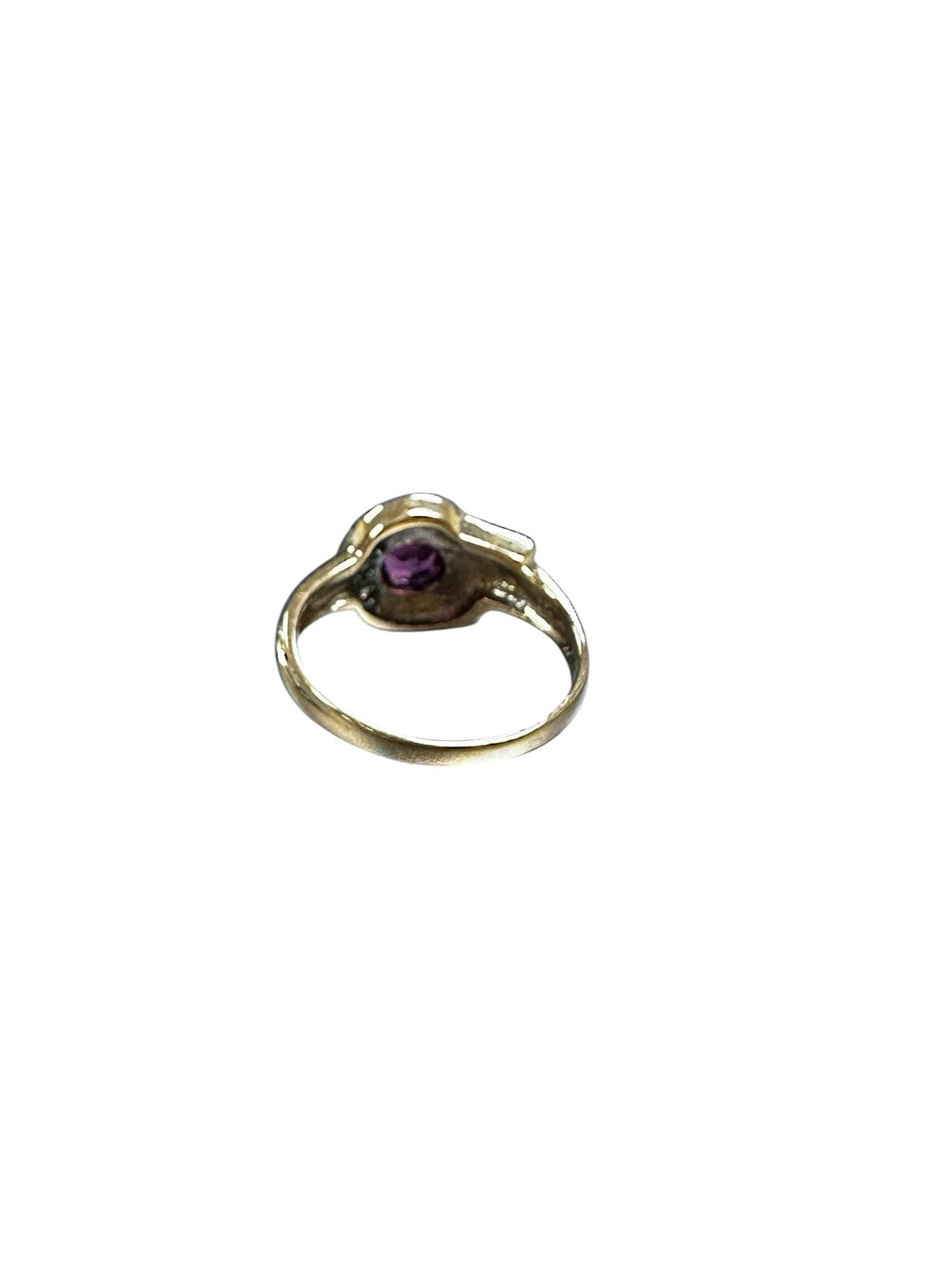 Retro Diamond and Garnet Ring in Gold Setting