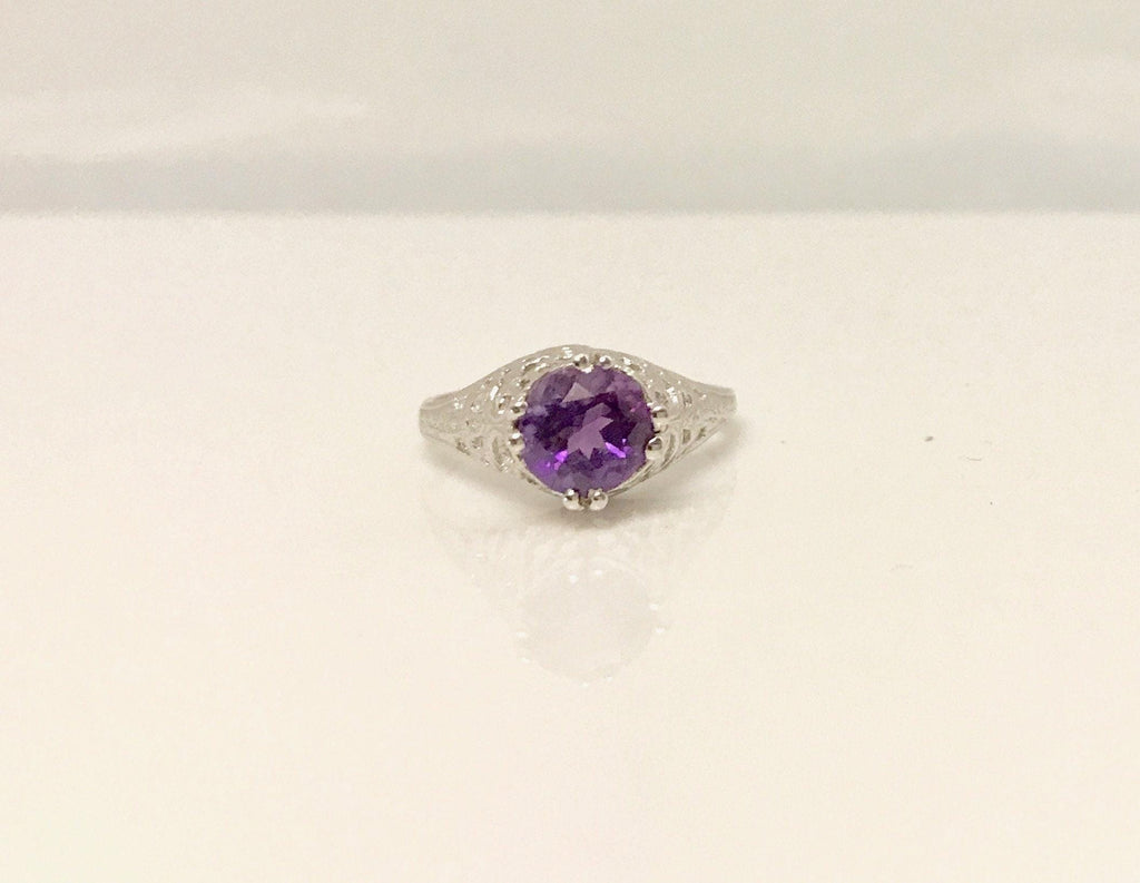 18K White Gold Filigree Amethyst Ring: Vintage Edwardian Style