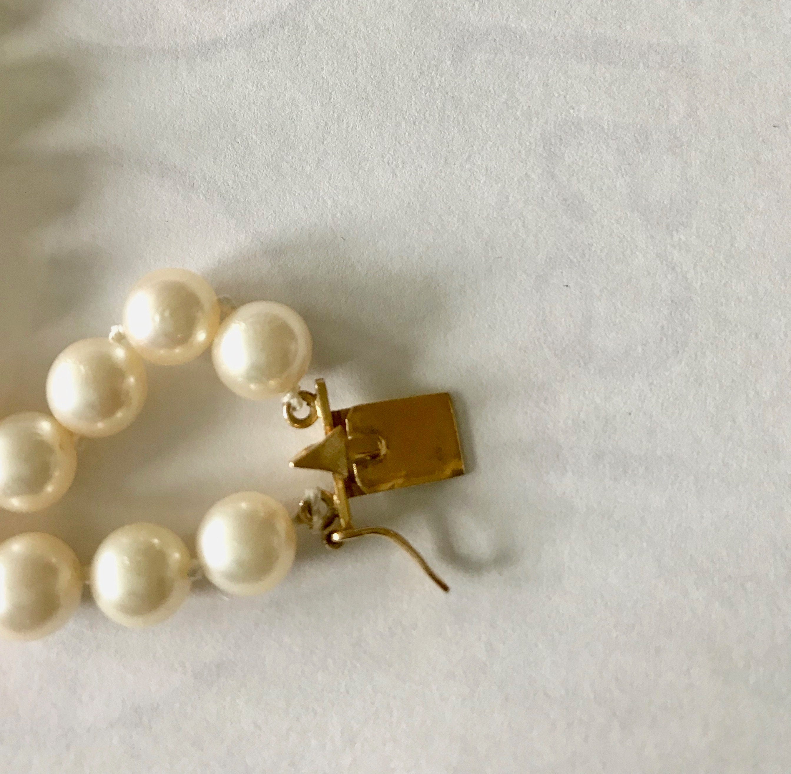 Vintage 14K Gold Double Strand Pearl Bracelet: 6.5-7mm Cultured Pearls