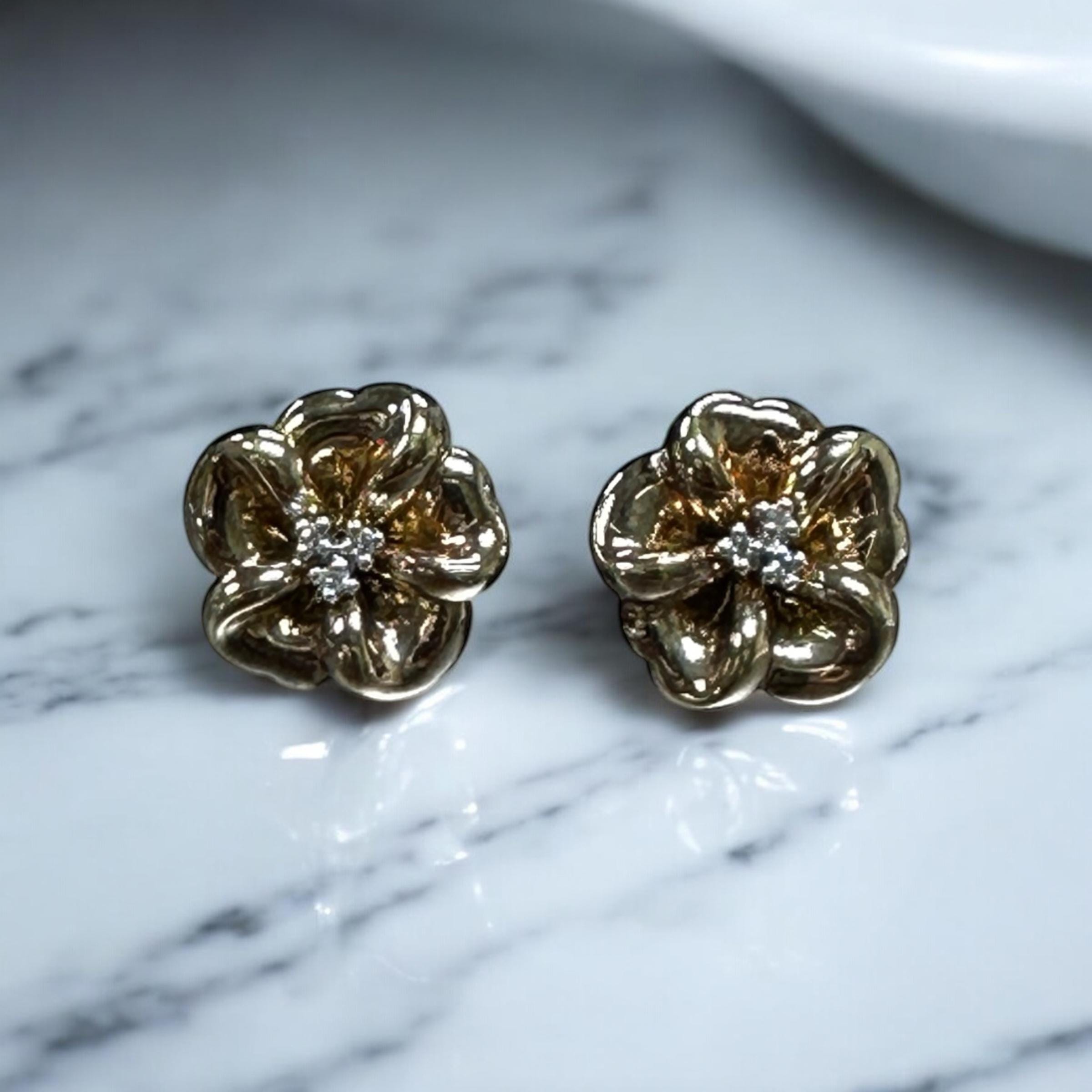 Vintage 14k Yellow Gold Flower Earrings with Diamonds