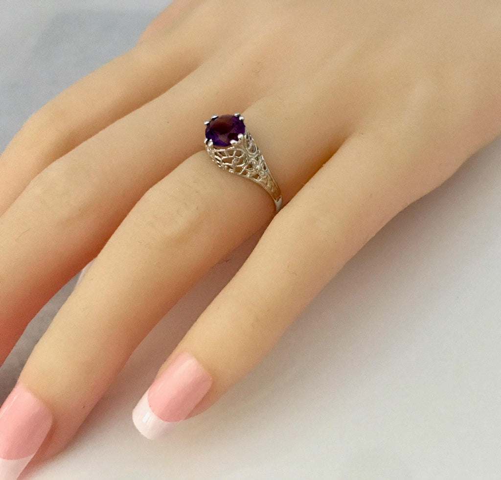 18K White Gold Filigree Amethyst Ring: Vintage Edwardian Style