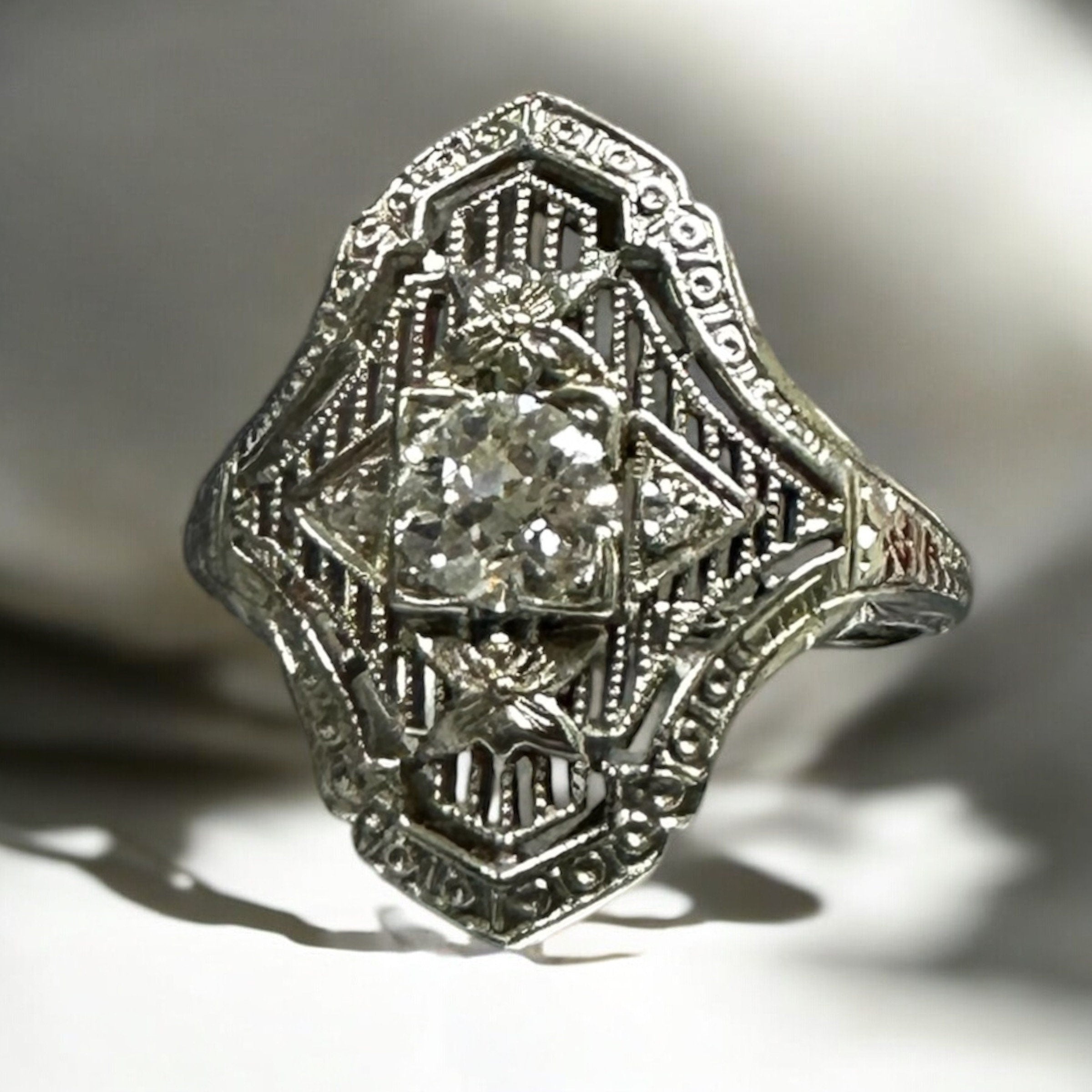 18K White Gold Diamond Filigree Ring: Edwardian Antique Jewelry