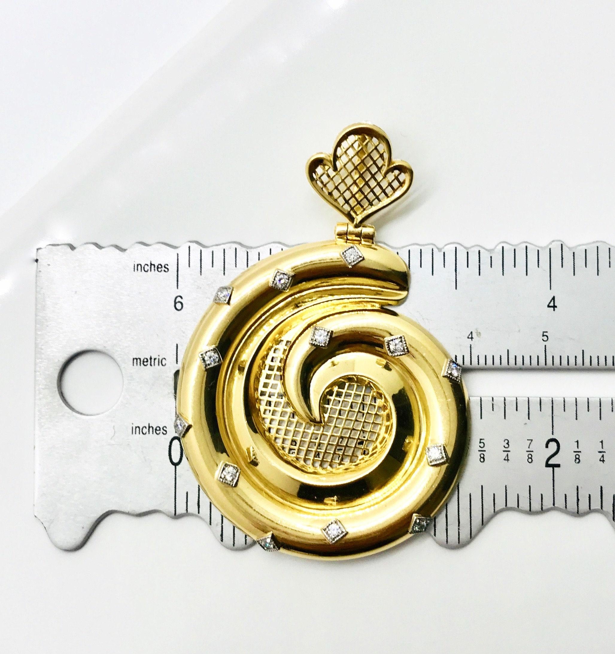 Vintage 14k Gold Diamond Spiral Pendant