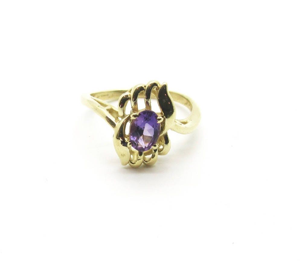 Vintage 14k Yellow Gold Amethyst Ring - Free Form Design
