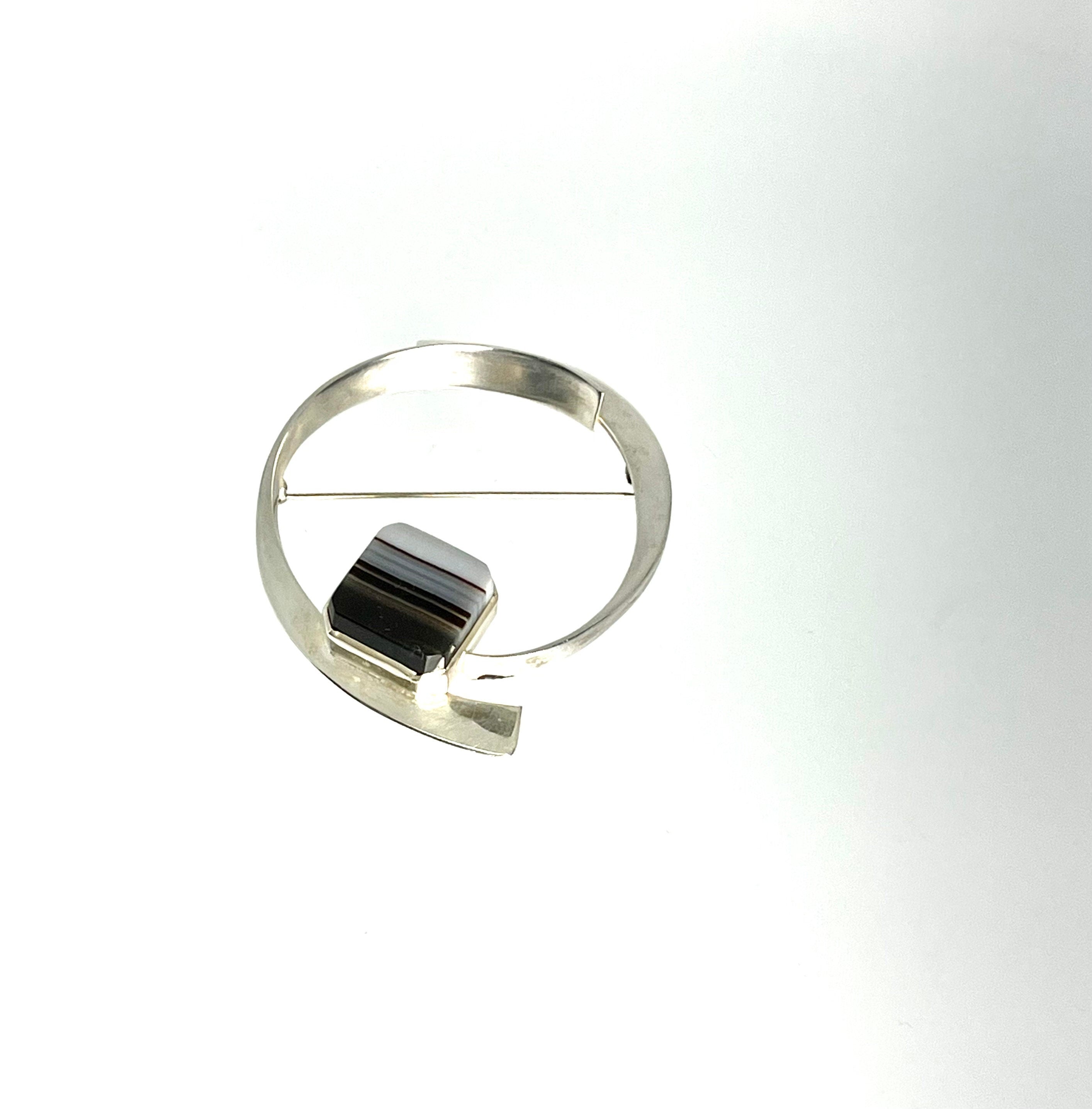 Vintage Banded Agate Brooch: Signed Sterling Silver Pin