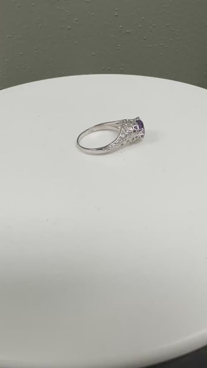 18K White Gold Filigree Amethyst Ring: Vintage Edwardian Style
